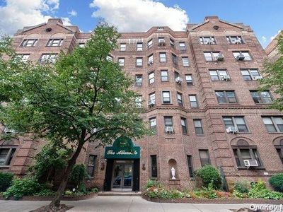 34-24 82nd Street #5D, Queens, NY, 11372