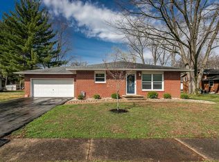 609 Ash St, Greenville, IL 62246