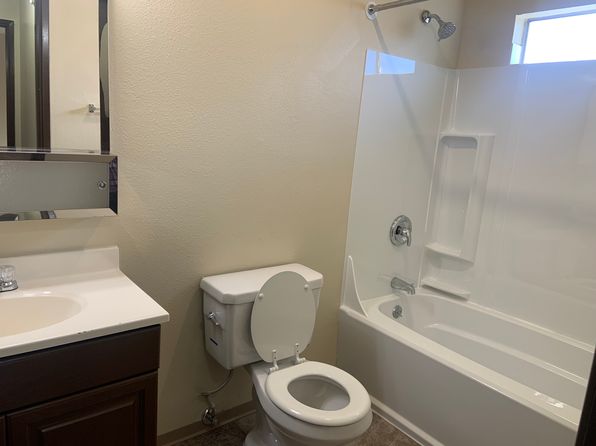 Parkwood Apartments, 14209 C St S, Tacoma, WA 98444