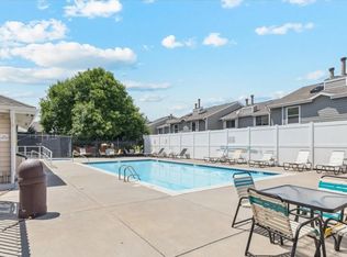7474 E Arkansas Ave APT 705, Denver, CO 80231