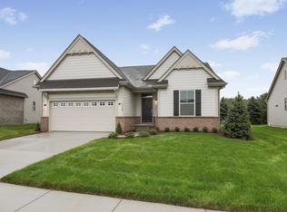 8369 Stamford Rd, Ypsilanti, MI 48198