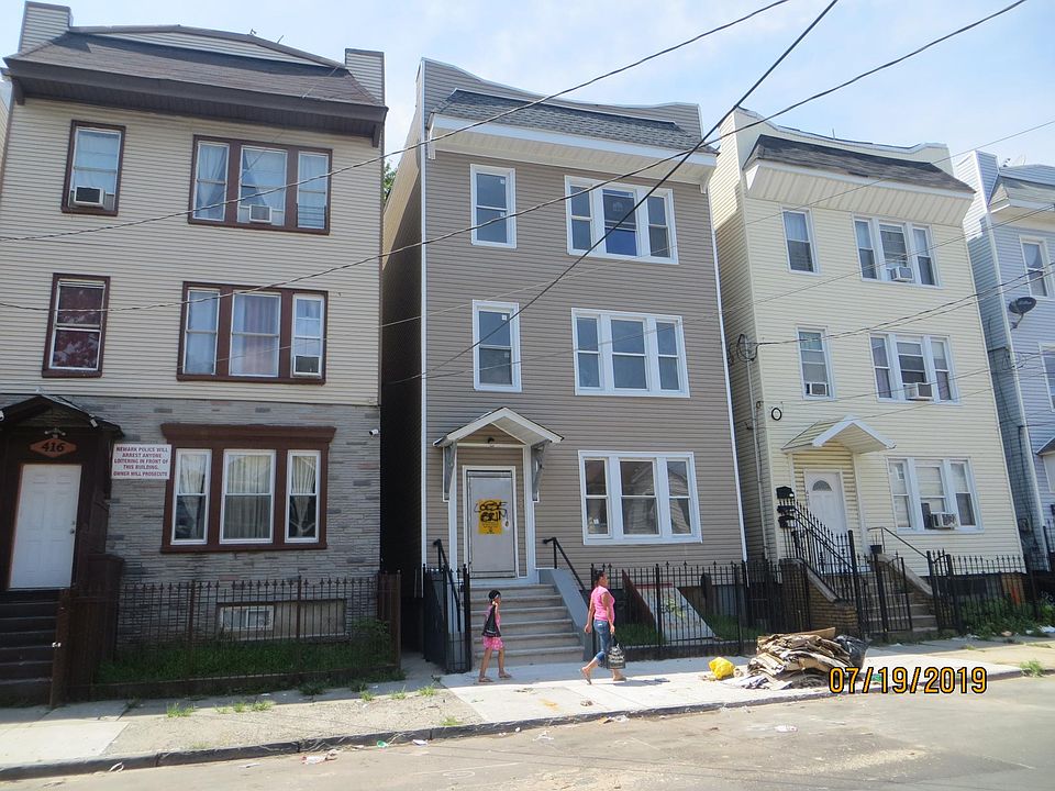 1st image of 418 Woodside Ave APT 2