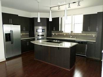3rd image of 2501 Bennett Ave APT 1106
