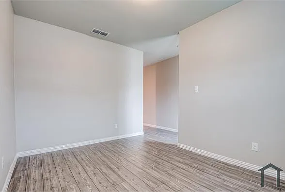 5219 Amistad Ave — Photo 16