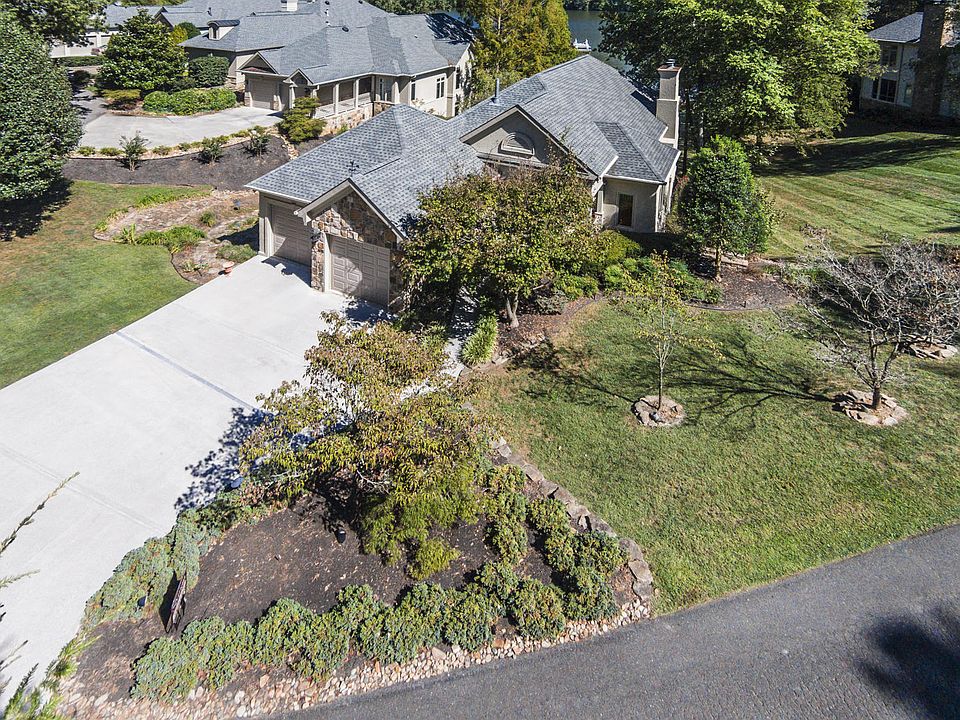 1st image of 3434 Harbour Front Way