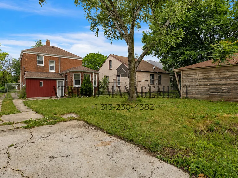 15752 Rutherford St — Photo 13