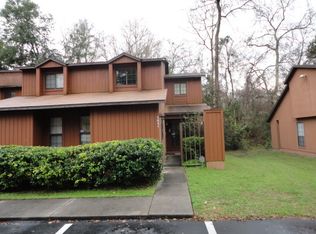 5841 SW 8th Pl, Gainesville, FL 32607