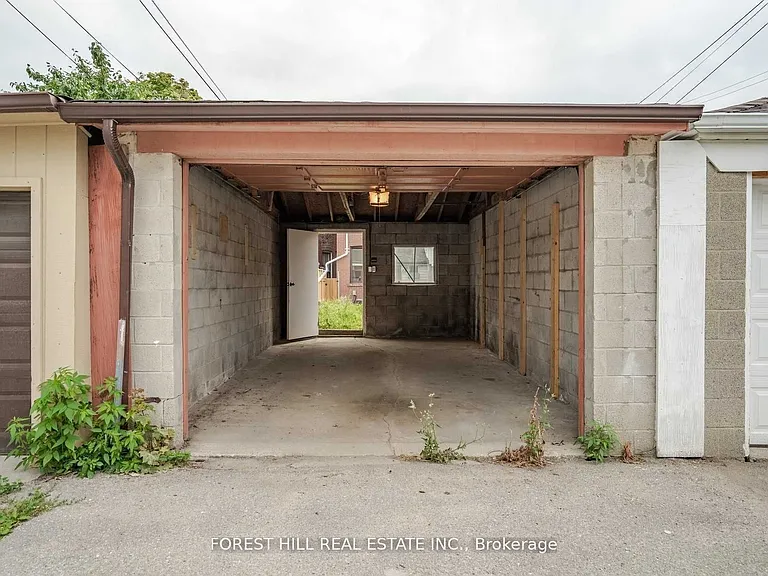 137 Earlscourt Ave #MAIN — Photo 14
