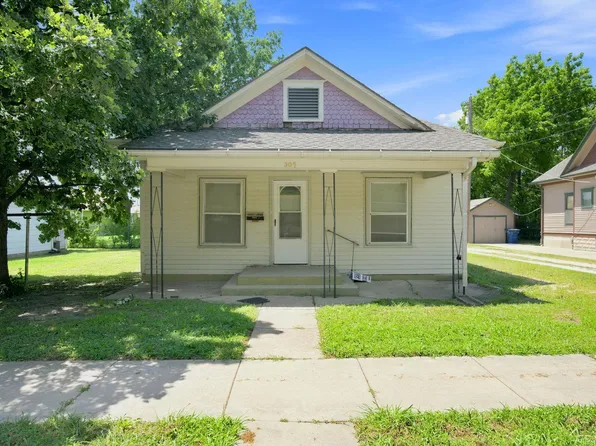 305 N Pine St, Newton, KS 67114