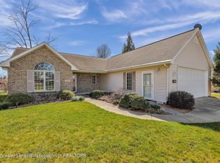 1130 Astwood Mews Ln, Saint Johns, MI 48879