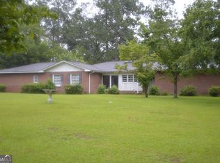 1201 Loop Rd, Vidalia, GA 30474