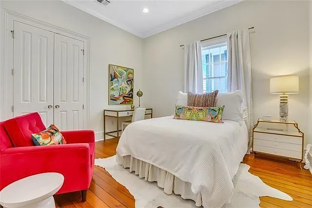 4200 Saint Charles Ave — Photo 15