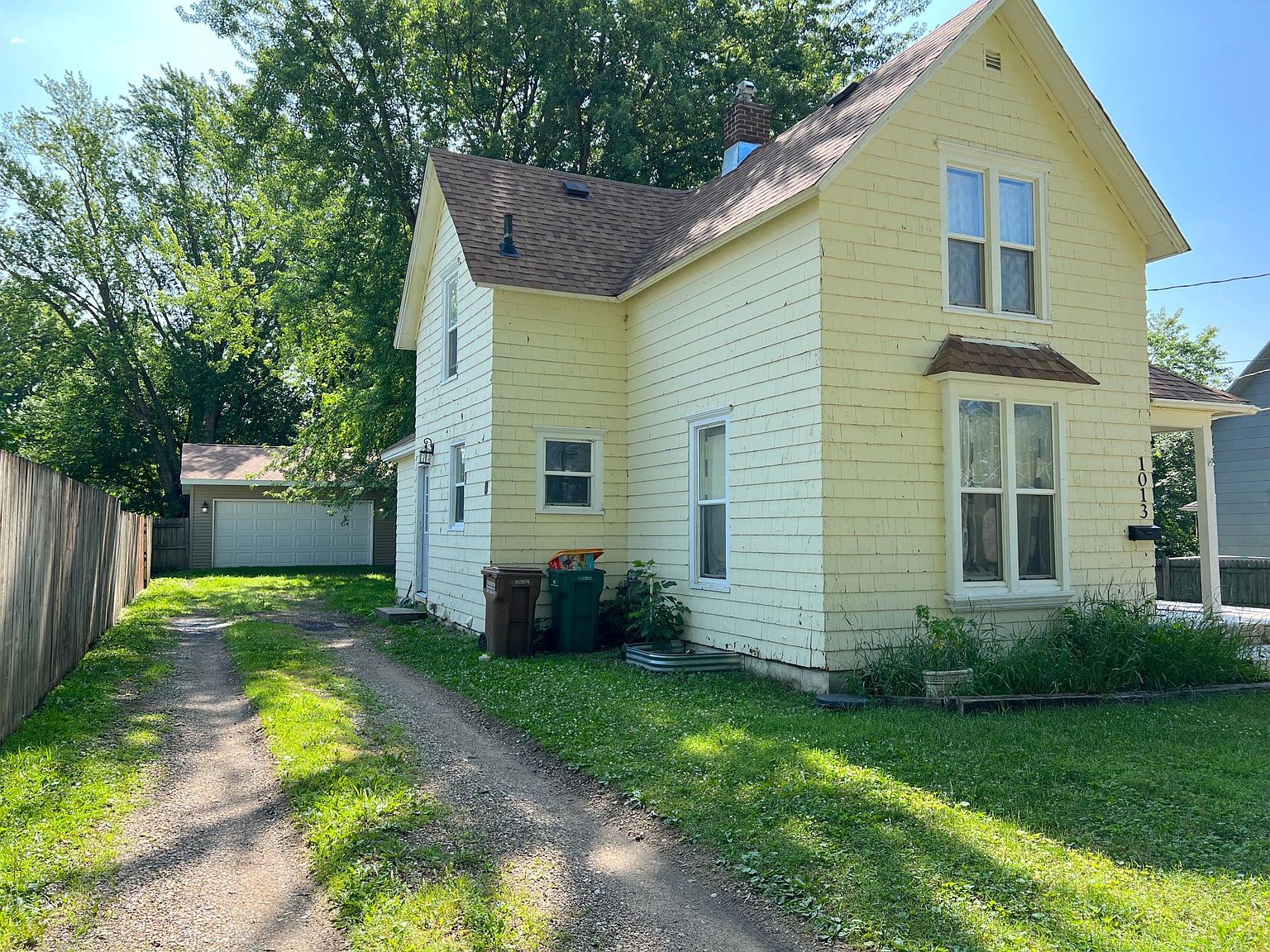 1013 Saint John Ave Albert Lea Mn 56007 Zillow 8480