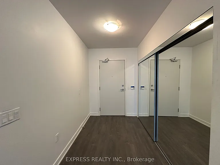 99 Broadway Ave #516 — Photo 6