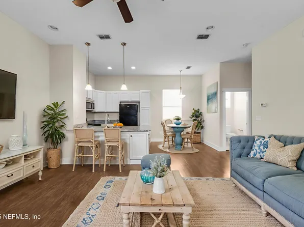 274 8TH Street S, Jacksonville Beach, FL 32250