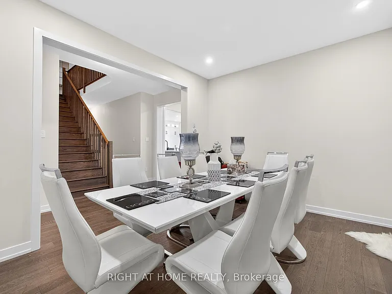 91 Monteith Dr — Photo 8