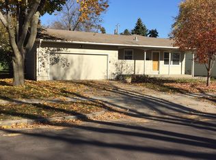 1208 W 38th St, Sioux Falls, SD 57105