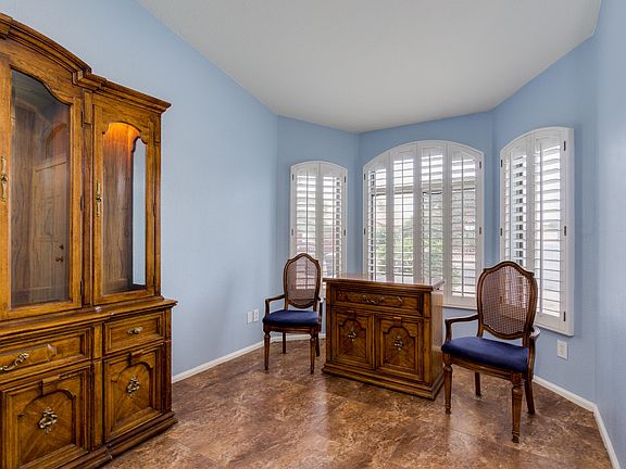 5th image of 4962 E Cherry Hills Dr