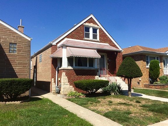2nd image of 3520 Lombard Ave