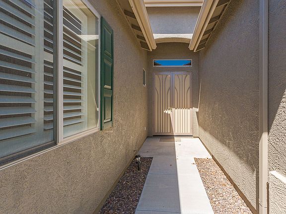 3rd image of 6775 E Mayflower Ln