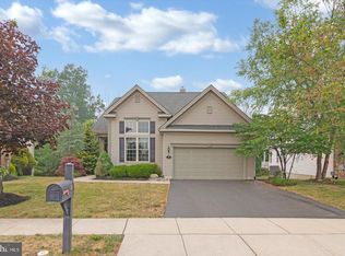 16 Crane Dr, Marlton, NJ 08053