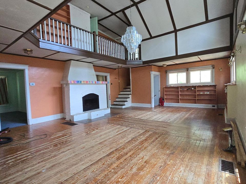 2nd image of 2212 Fairland Ave