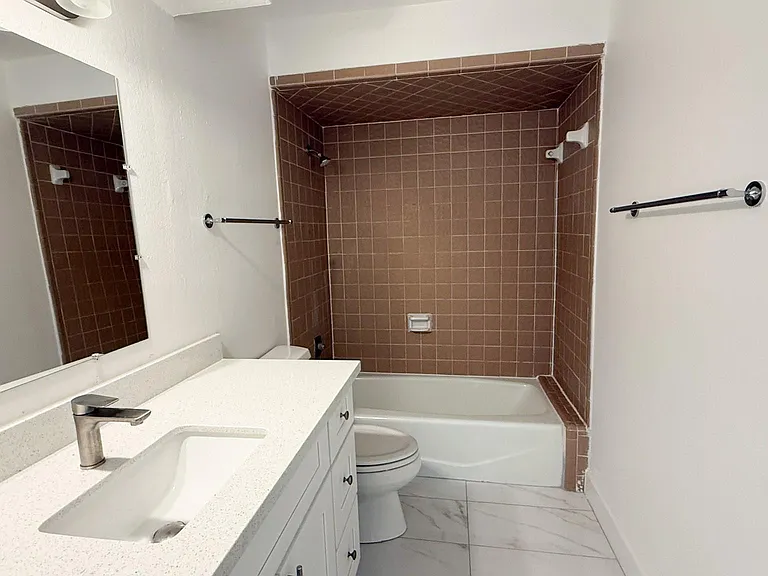 12463 Windy Wisp Ln — Photo 13