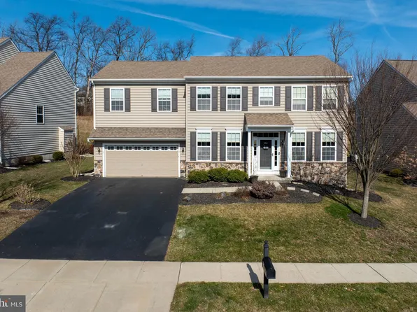 296 Masters Dr, Pottstown, PA 19464