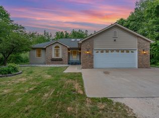 3919 E Briar Ln, Rhodes, MI 48652