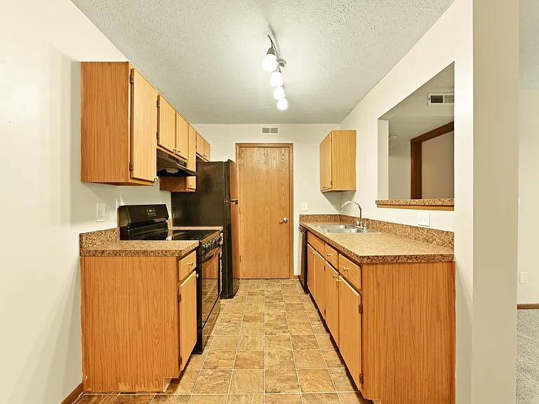Waterford Pointe — Photo 49