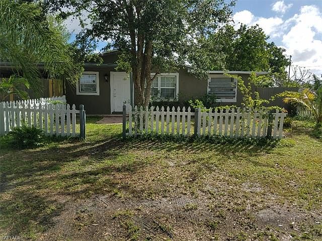 1st image of 1123 Navajo Ave