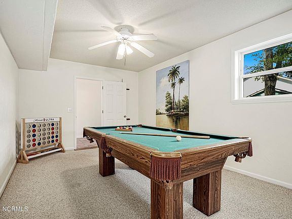 4th image of 238 NE 37th Street
