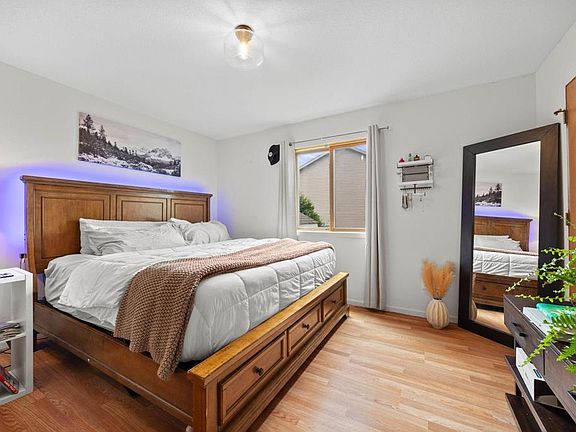 5th image of 7893 Park Ave NE