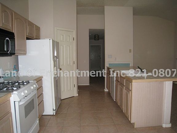 5th image of 8615 NE Brighton Drive Ne Dr
