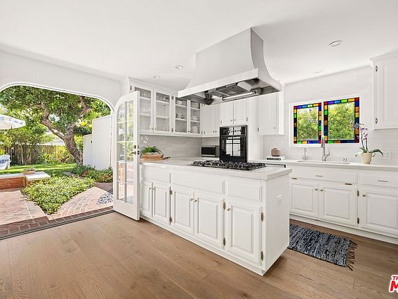 5th image of 1025 22nd St