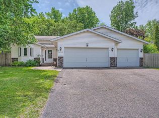 6095 22nd St N, Oakdale, MN 55128