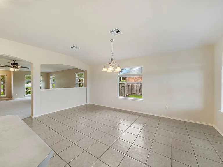 4105 Pebble Ridge Cv — Photo 7