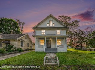 1215 Chittock Ave, Jackson, MI 49203