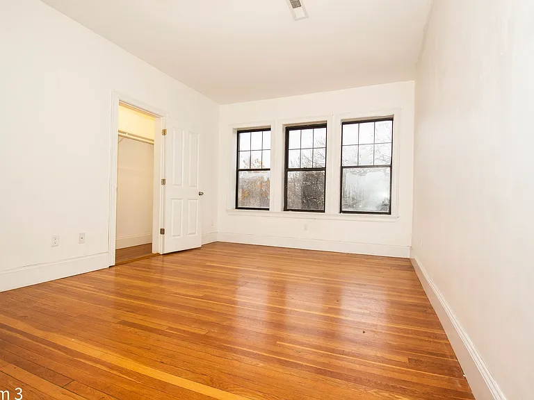 1588 Beacon St #D2 — Photo 6