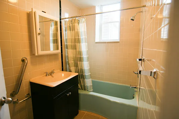 Rented by Horowitz Real Estate | media 12