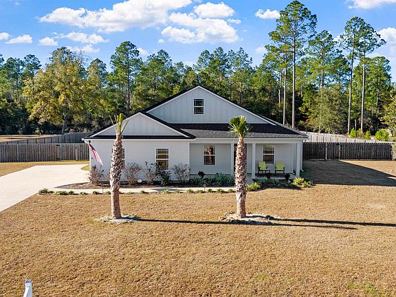 2nd image of 579 Parkside Cir