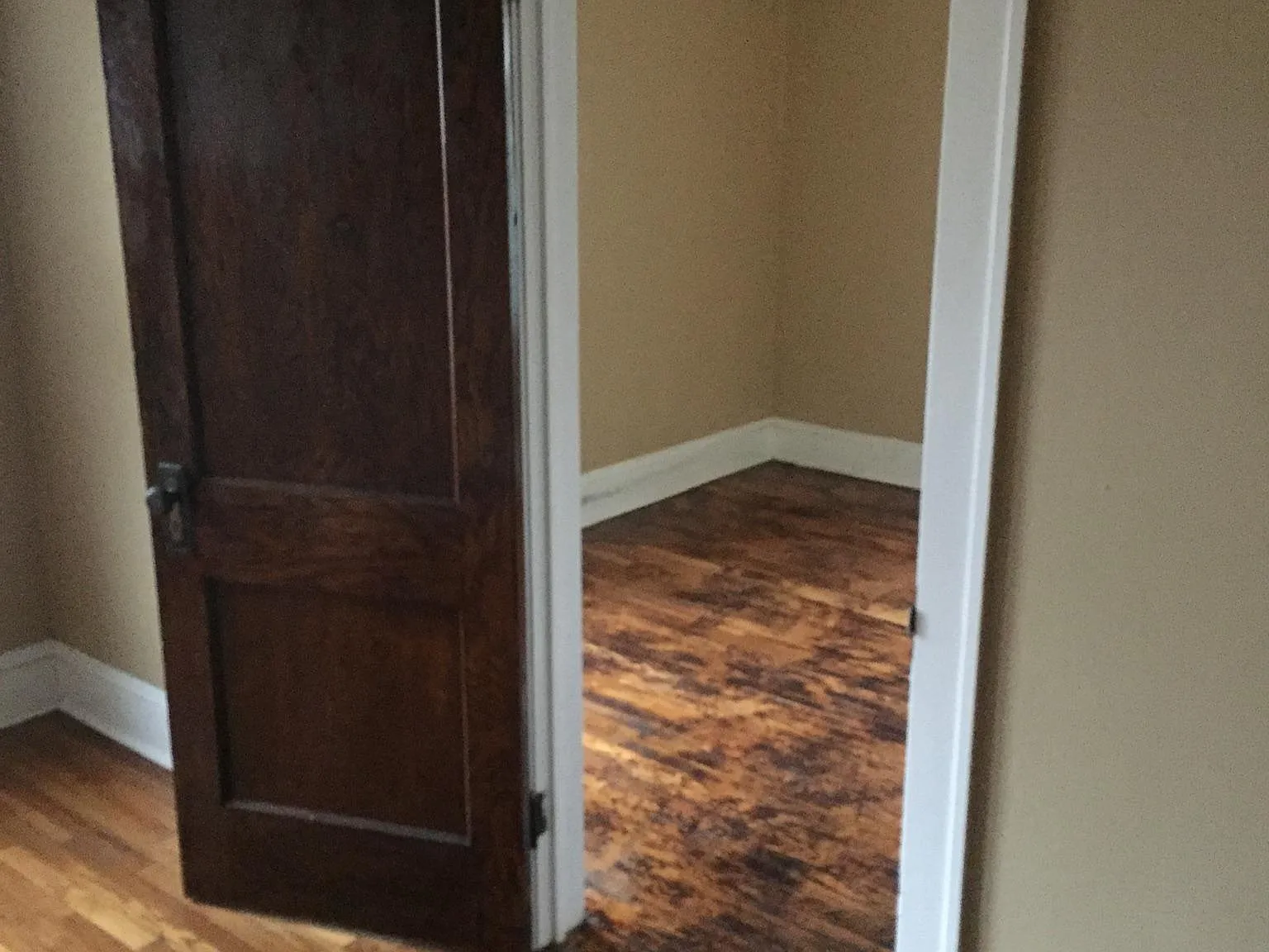 2 bed, 900 sqft, $1,400 — Photo 4