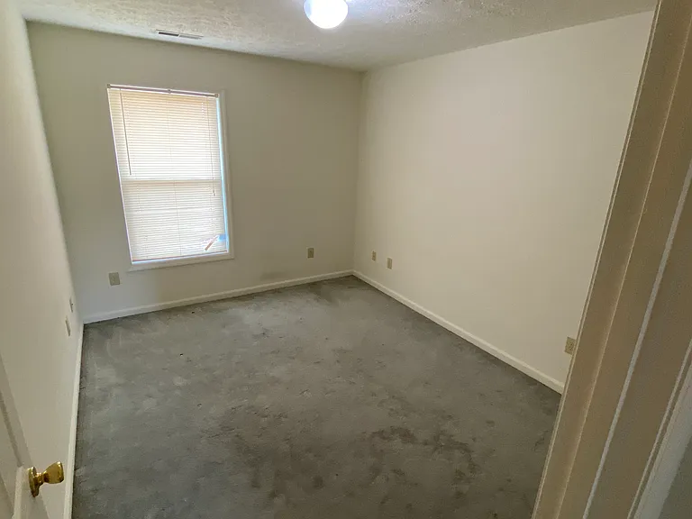 1282 N Main St #3 — Photo 8