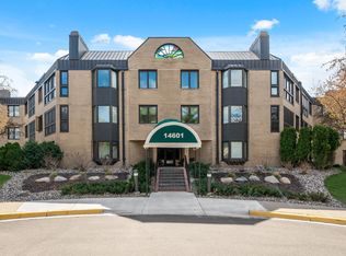 14601 Atrium Way APT 338, Minnetonka, MN 55345
