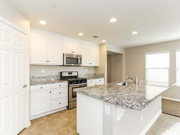 2nd image of 3376 Appalachian Dr