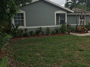214 SW 7th St, Fort Lauderdale, FL 33301