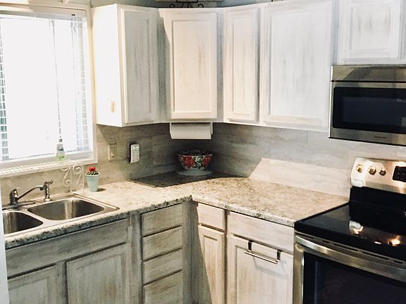 3rd image of 1681 Acre Cir