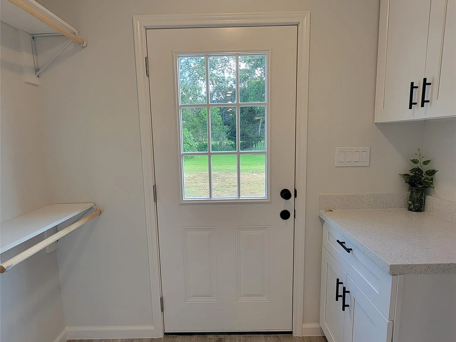3 bed, 2.0 bath, 1212 sqft, $1,500 — Photo 3