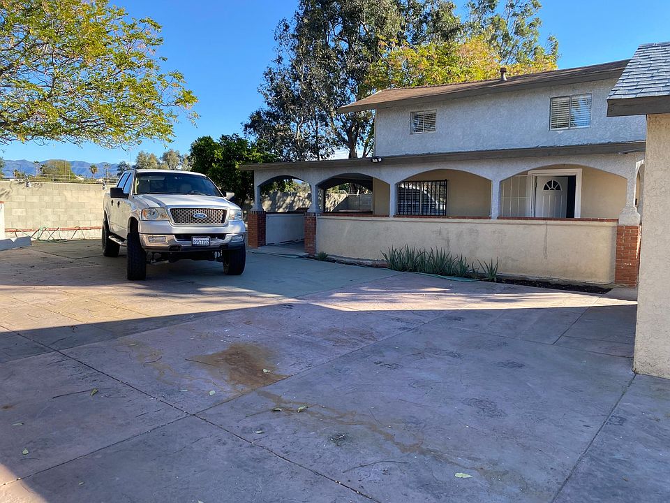 1st image of 16136 Ivy Ave