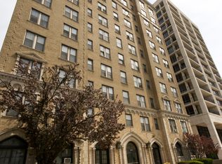 4515 Lindell Blvd, Saint Louis, MO 63108